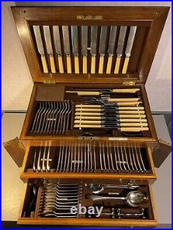 106 Piece Cutlery Set In Oak Wellington Canteen Joseph Rodgers & Sons 1910-1952