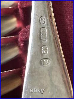 131 Piece Roberts & Doré Sheffield Silver Plated Solid Oak Canteen EPNS A1