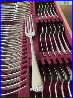 131 Piece Roberts & Doré Sheffield Silver Plated Solid Oak Canteen EPNS A1