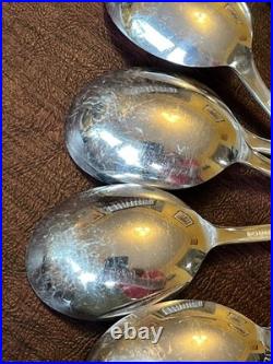 1847 Rogers Brothers 103 Piece Silver Plate 1950 Daffodil Flatware Set Box