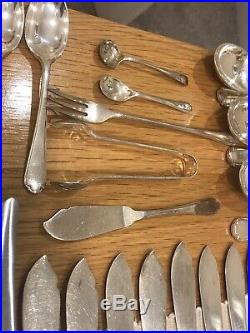184 PIECE WALKER & HALL Canteen Of Cutlery ST JAMES Pattern Silver Plated