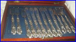 24 PIECE SILVER PLATED CANTEEN OF FISH KNIVES & FORKS PIERCED DECOR in box