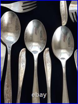 31 piece Set Supreme Silver Plate Flatware Concept Pattern svc for 8