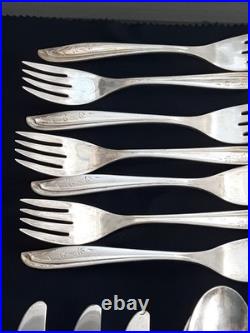 31 piece Set Supreme Silver Plate Flatware Concept Pattern svc for 8