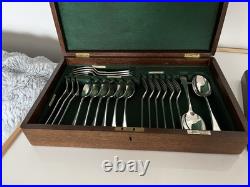 38 Piece Oak Canteen Of Silver Plated Walker & Hall Cutlery (for 6) (cc-00)