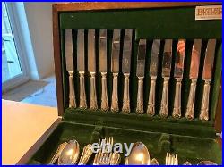 39 piece Silver Plated Canteen of Cutlery, George Butler Sheffield, green baize