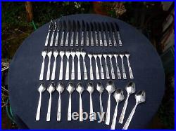 43 Pieces of Arthur Price County Plate WINDSOR Cutlery For 8 Missing 1 Spoon