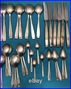 44 Pc WESTMINSTER Pattern Flatware Mix Elkington Plate