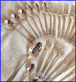 56 Piece Oneida Community Hampton Court / Coronation Silver Plated Cutlery Set