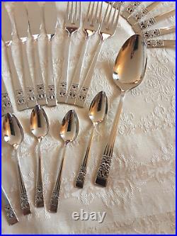 56 Piece Oneida Community Hampton Court / Coronation Silver Plated Cutlery Set