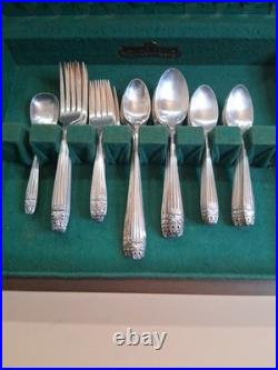 58 Piece Harmony House AA+ Silver Plate Flatware Set and Box