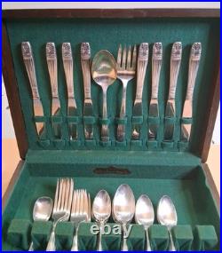 58 Piece Harmony House AA+ Silver Plate Flatware Set and Box