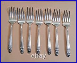 58 Piece Harmony House AA+ Silver Plate Flatware Set and Box