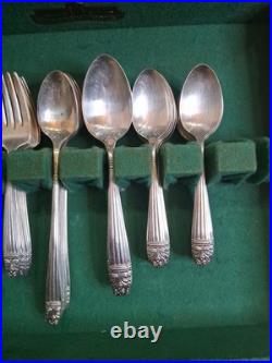 58 Piece Harmony House AA+ Silver Plate Flatware Set and Box