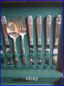 58 Piece Harmony House AA+ Silver Plate Flatware Set and Box