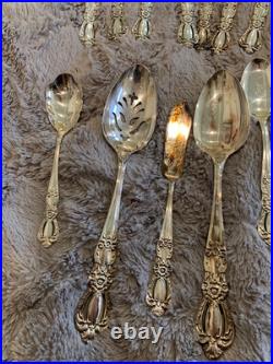 64 piece set of Rogers Bros 1847 IS Heritage pattern in paper box silver-plate