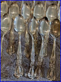 64 piece set of Rogers Bros 1847 IS Heritage pattern in paper box silver-plate