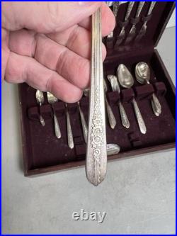 65 Piece Oneida Nobility Plate Royal Rose Silver Plate Silverware Flatware Box