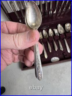 65 Piece Oneida Nobility Plate Royal Rose Silver Plate Silverware Flatware Box
