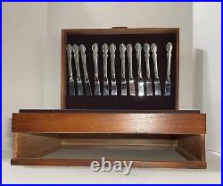 88 Piece 1847 Rogers Bros IS Reflection Silverplate Flatware Set In Wood Case