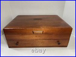 88 Piece 1847 Rogers Bros IS Reflection Silverplate Flatware Set In Wood Case
