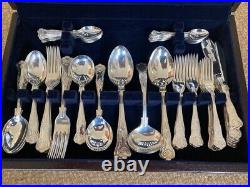 89 PIECE CANTEEN OF SILVER PLATED KINGS PATTERN CUTLERY United Cutlers