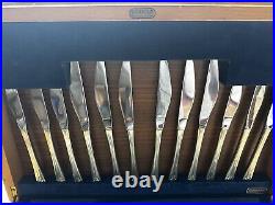 89 Piece of Arthur Price Cutlery Set with wooden box