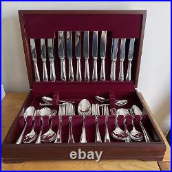 A Canteen of 60 Silver Plated Bead Patterned Cutlery for 8 Persons Excellent