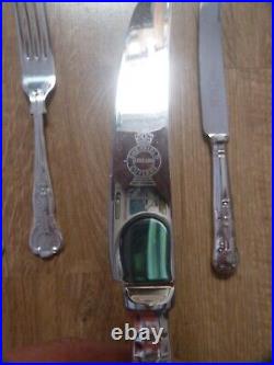A set 44 pieces of silver plated cutlery Kings pattern in a wooden box