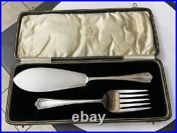 Antique Elkington & Co Silver Plate Fish Servers Cutlery Set Boxed Grape Vine