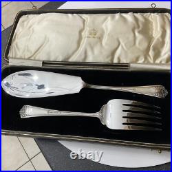 Antique Elkington & Co Silver Plate Fish Servers Cutlery Set Boxed Grape Vine