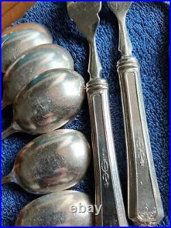 Antique Queen Bess 1 pattern Cutlery Set 1924 Tudor Plate 79 pieces (AI 65)