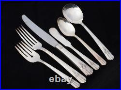 Antique WM A Rogers Everlasting silver plate 79 piece flatware silverware