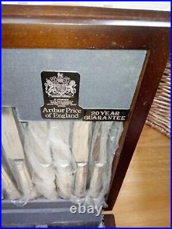 Antique cutlery 80 piece, silver plated. Wooden box. Arthur Price Sheffield maker