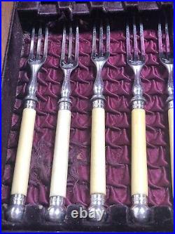 Beautiful Victorian Silver Plated Dessert Cutlery Set Of 24 Pieces