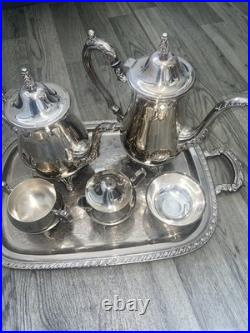 Beautiful Vintage Oneida LTD Plate 6 piece Coffee/Tea Service Set & Tray