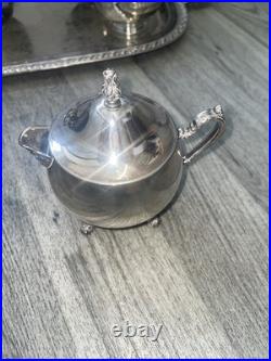 Beautiful Vintage Oneida LTD Plate 6 piece Coffee/Tea Service Set & Tray