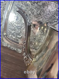 Beautiful Vintage Oneida USA Silver Plate 5-piece Coffee/Tea Service Set with Tray