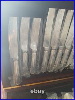 Boxed Canteen Of James Ryals Silver Plated EPNS 44 Piece Cutlery Set Wooden Box