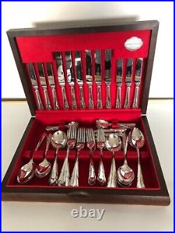 Canteen Of 64 Silver Plated Pieces Of Dining Cutlery (for 8) 6 Coffee Spoons