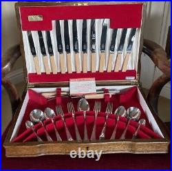 Canteen of 52 Pieces Silver Plated Cutlery for 6 James Ryals Sheffield Fulwood