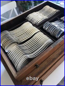 Christophle Cailar Bayard 138 pieces thick silver plated oak chateau canteen