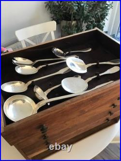Christophle Cailar Bayard 138 pieces thick silver plated oak chateau canteen