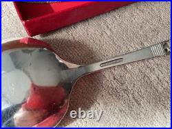 Community Oneida Cutlery Set 46 Piece + Community Boxed Cake Slice