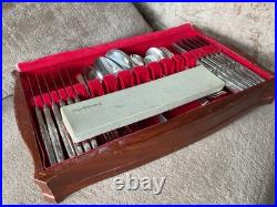 Community Oneida Cutlery Set 46 Piece + Community Boxed Cake Slice