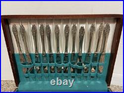 Community Oneida Evening Star 80 Piece Silver Plate Service With Box VINTAGE