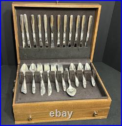 EKCO Eterna'Inverness' Silver Plate Flatware Set 87 piece set w Storage Chest EKCO Eterna'Inverness' Silver Plate Flatware Set 87 piece set w Storage Chest