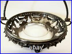 Edle antike Henkelschale-versilbert/noble antique silver plated centerpiece-bowl