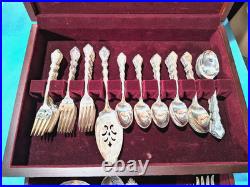 Elegant Silver Plate Oneida Community 90 Piece Set