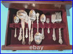 Elegant Silver Plate Oneida Community 90 Piece Set